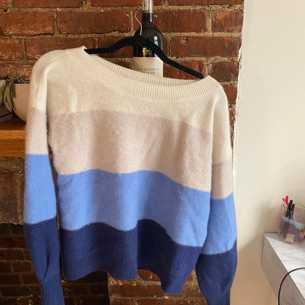 Cashmere club monoco blue strip sweater M